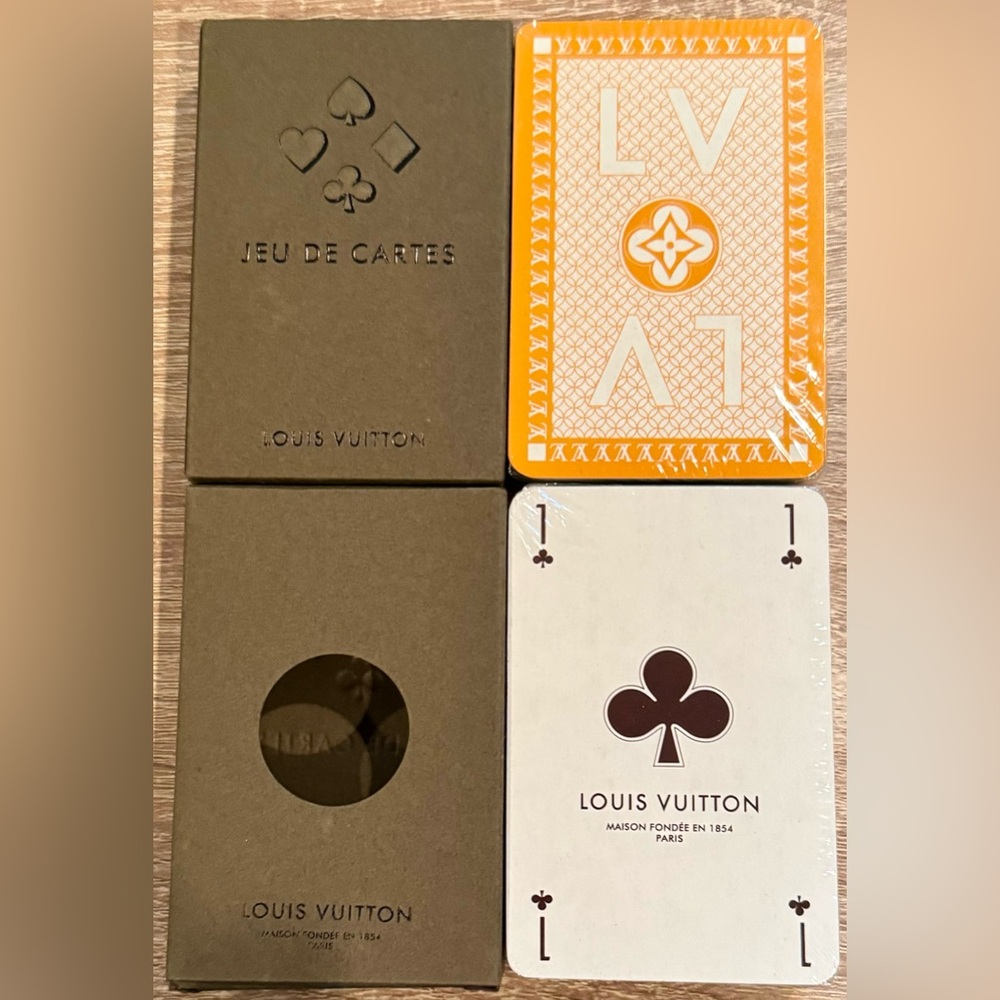 Louis Vuitton Cards